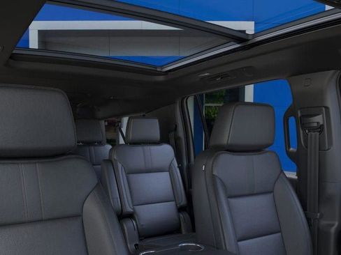 New 2026 Chevrolet Suburban RST image 24