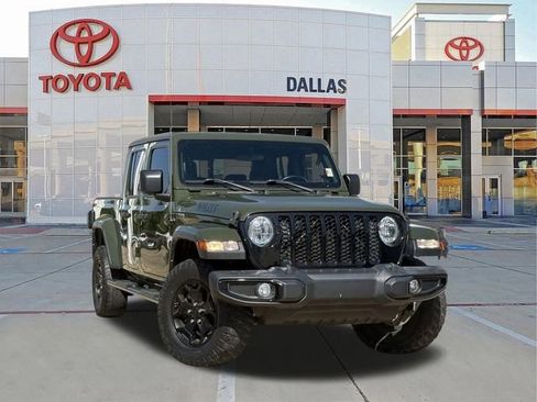 Used 2022 Jeep Gladiator Sport AWD/4WD image 1