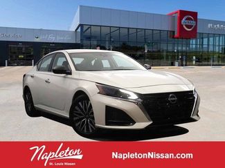 Used 2025 Nissan Altima 2.5 SV video 1