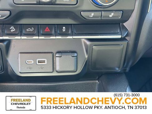 Used 2021 Chevrolet Silverado 1500 LT Trail Boss w/ Bed Protection Package AWD/4WD image 32