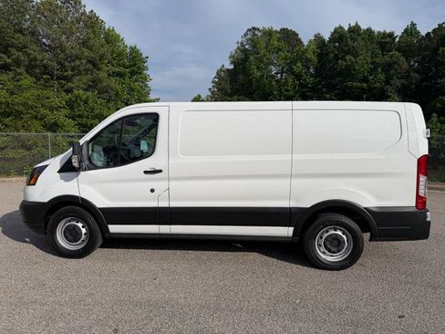 Used 2019 Ford Transit 150 130 Low Roof RWD image 7