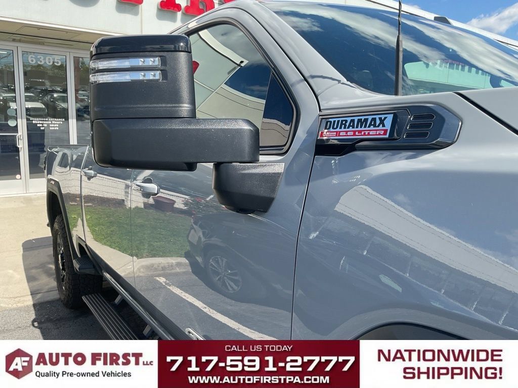 Used 2025 GMC Sierra 2500 AT4 AWD/4WD image 7