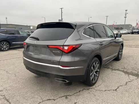 Used 2024 Acura MDX SH-AWD w/ Technology Package image 6