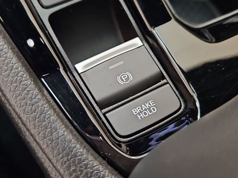 Certified 2023 Honda Accord Sport image 31