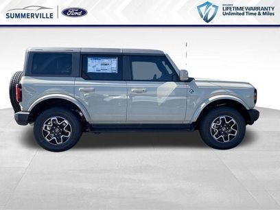 New 2025 Ford Bronco Outer Banks