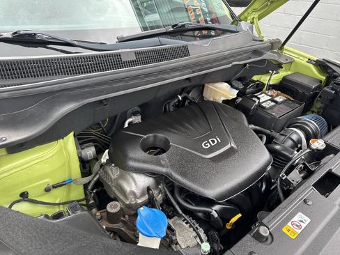 Used 2015 Kia Soul FWD image 11