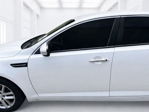 Used 2013 Kia Optima LX FWD image 19