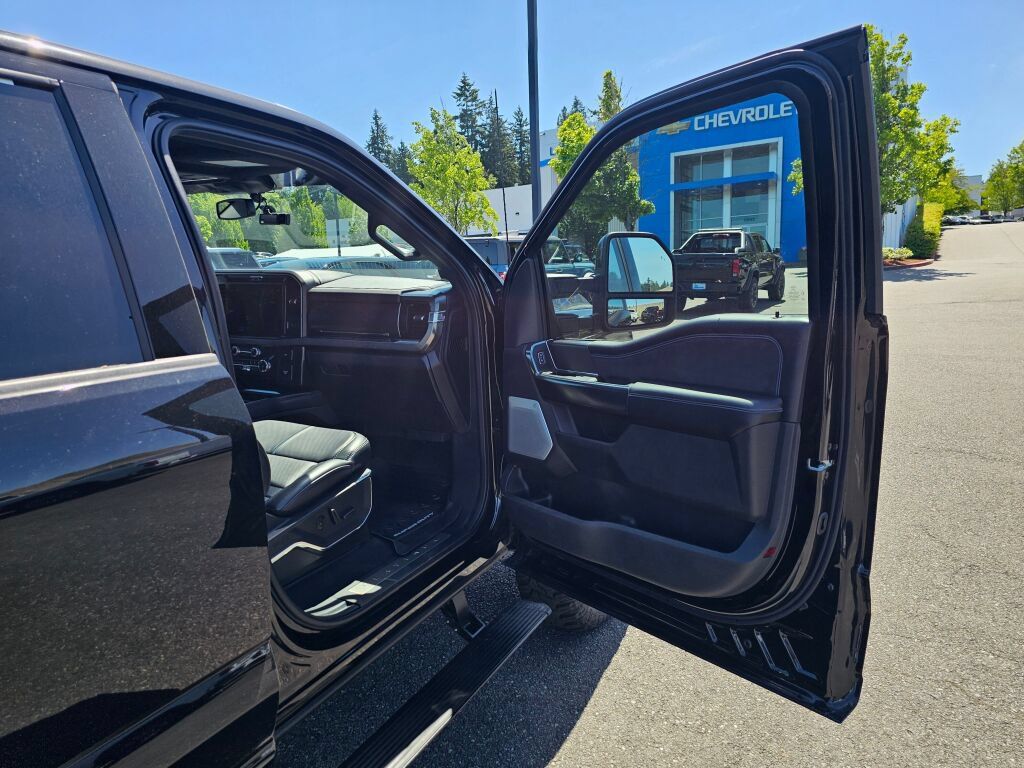 Used 2026 Ford F350 Platinum AWD/4WD image 31