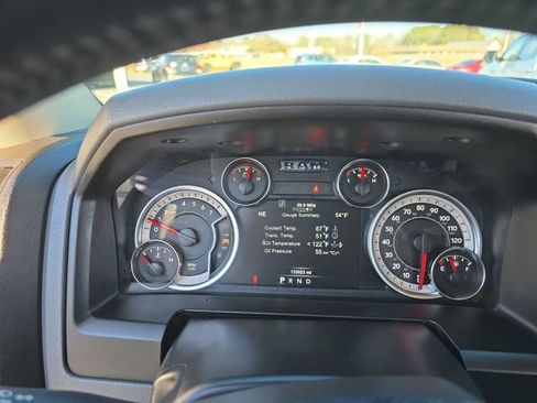 Used 2019 RAM 1500 Big Horn RWD image 10