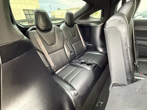 Used 2023 Tesla Model X image 15