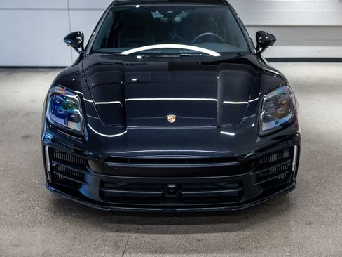 Certified 2025 Porsche Panamera RWD image 8
