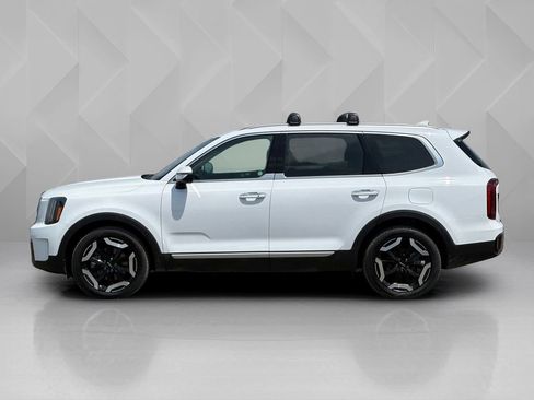 Certified 2025 Kia Telluride S AWD/4WD image 8