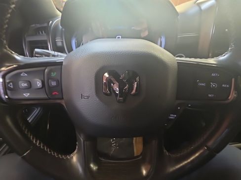 Used 2023 RAM 1500 Limited AWD/4WD image 32