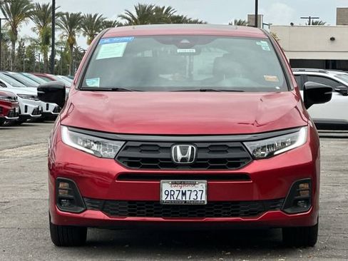Certified 2025 Honda Odyssey Sport-L image 10