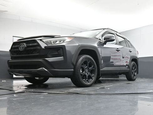 Used 2020 Toyota RAV4 TRD Off-Road image 37