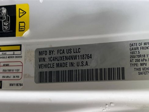 Used 2022 Jeep Wrangler Unlimited Sahara image 31