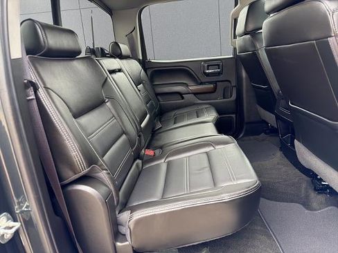 Used 2017 GMC Sierra 2500 Denali w/ Duramax Plus Package image 41