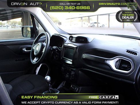 Used 2018 Jeep Renegade Latitude image 17