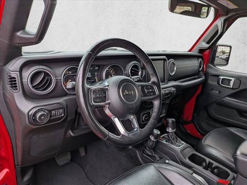 Used 2018 Jeep Wrangler Unlimited Sahara AWD/4WD image 10