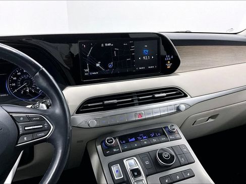 Used 2022 Hyundai Palisade SEL w/ Premium Package FWD image 7