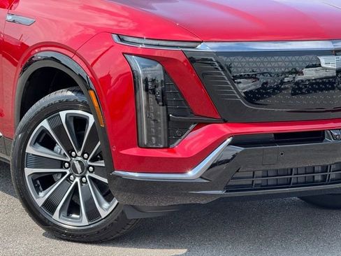 New 2026 Cadillac Vistiq Sport AWD/4WD image 11