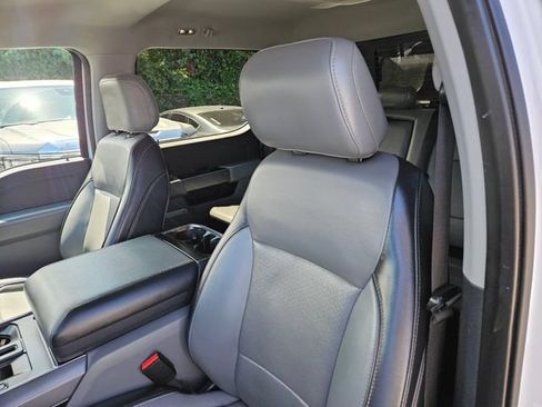 Used 2021 Ford F150 Lariat w/ Equipment Group 502A High AWD/4WD image 23