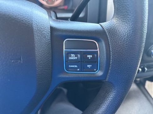 Used 2017 RAM 2500 SLT image 19