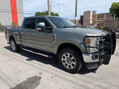Used 2020 Ford F250 Lariat w/ Lariat Ultimate Package AWD/4WD image 6