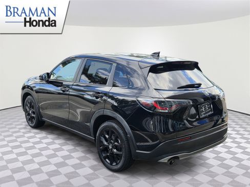 Certified 2023 Honda HR-V Sport image 4