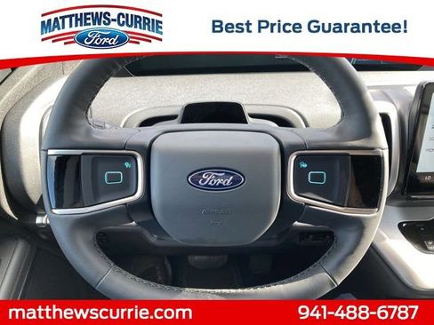 New 2025 Ford Expedition Active image 19