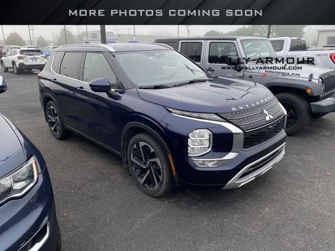 Used 2023 Mitsubishi Outlander SEL FWD image 1