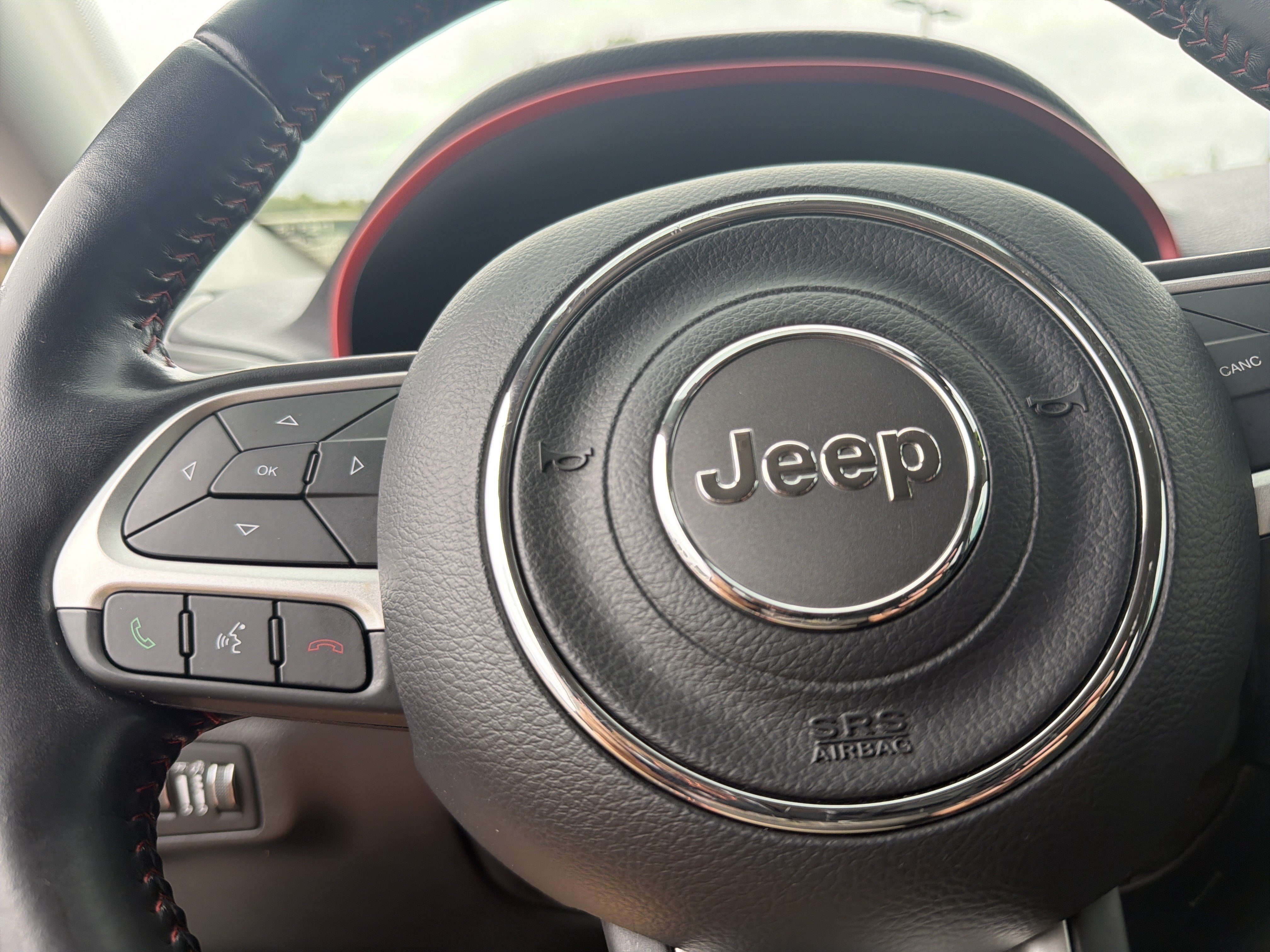 Used 2020 Jeep Compass Trailhawk AWD/4WD image 10