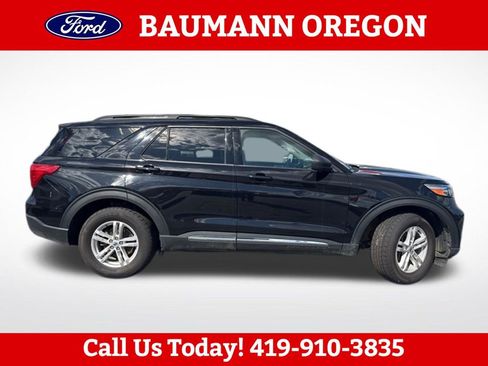 Used 2022 Ford Explorer XLT w/ Equipment Group 202A AWD/4WD image 2