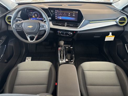 New 2026 Chevrolet Trax LT image 16