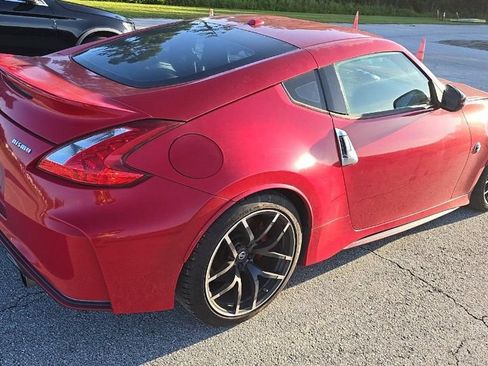 Used 2015 Nissan 370Z NISMO RWD image 3