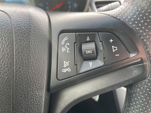 Used 2014 Chevrolet Cruze LS image 18
