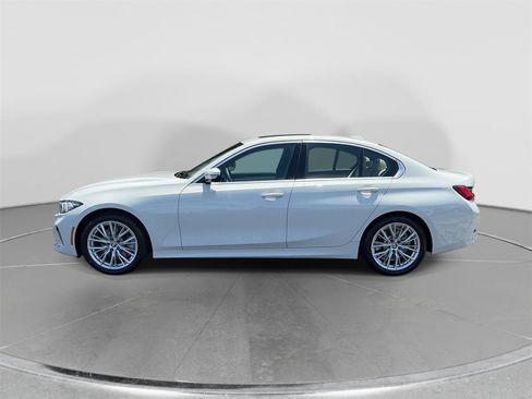 Certified 2024 BMW 330i Sedan w/ Convenience Package RWD image 2