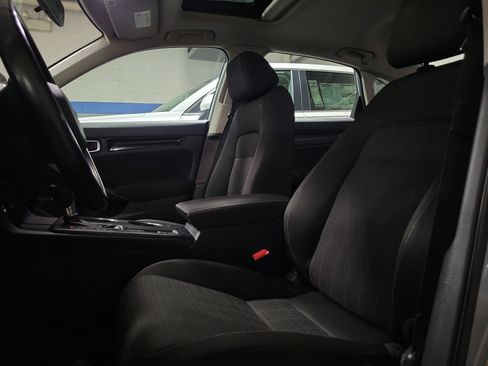 Used 2022 Honda Civic EX image 17