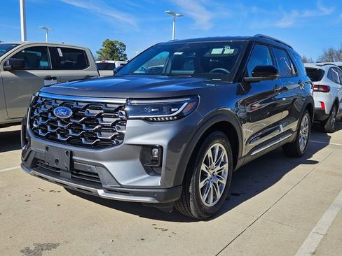 New 2026 Ford Explorer Platinum image 2