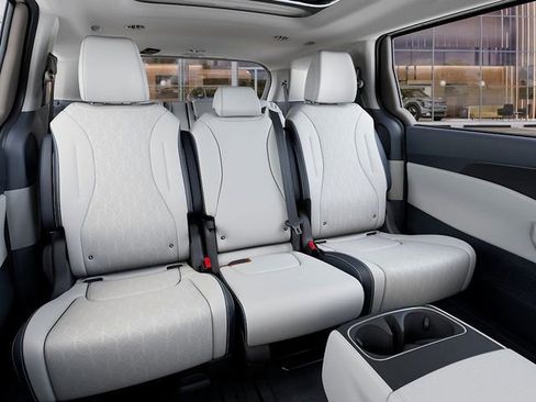 New 2026 Kia Carnival SX FWD image 16