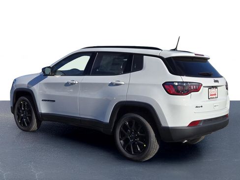 New 2026 Jeep Compass Latitude image 7