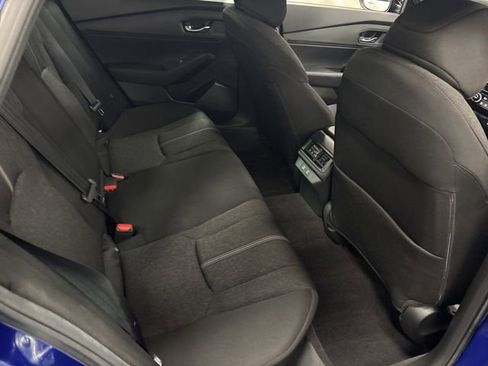 Used 2025 Honda Accord Sport image 11