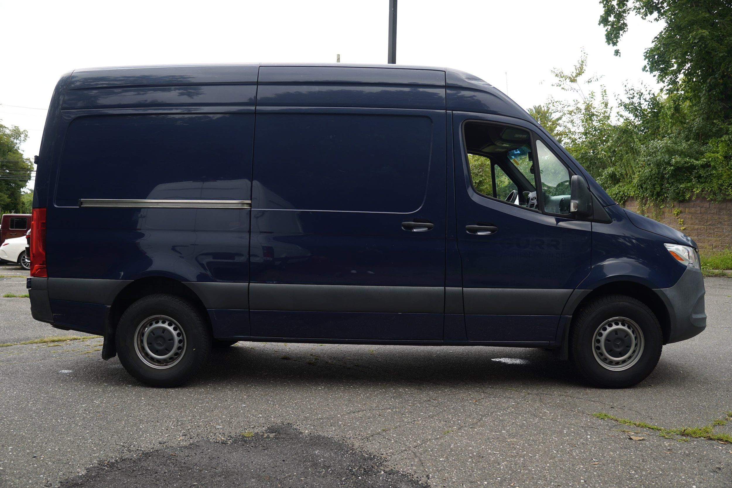 Used 2021 Mercedes-Benz Sprinter 1500 image 4
