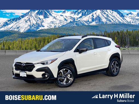 Used 2024 Subaru Crosstrek 2.0i Premium w/ Crosstrek Mirror Package image 1