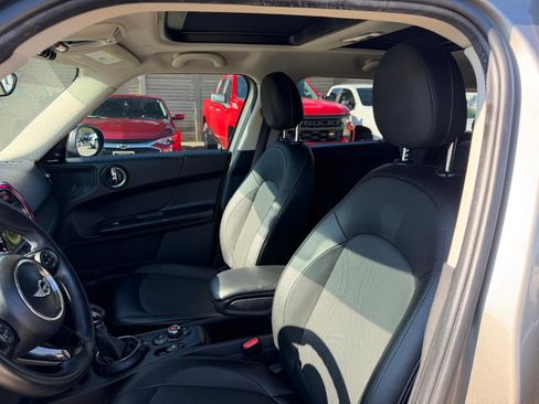 Used 2017 MINI Cooper Countryman FWD image 19