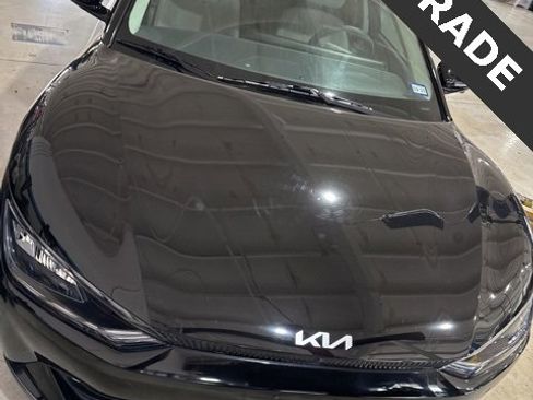 Certified 2023 Kia EV6 Wind w/ Wind Technology Package image 3