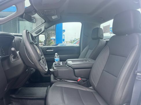 Used 2025 Chevrolet Silverado 2500 W/T RWD image 6