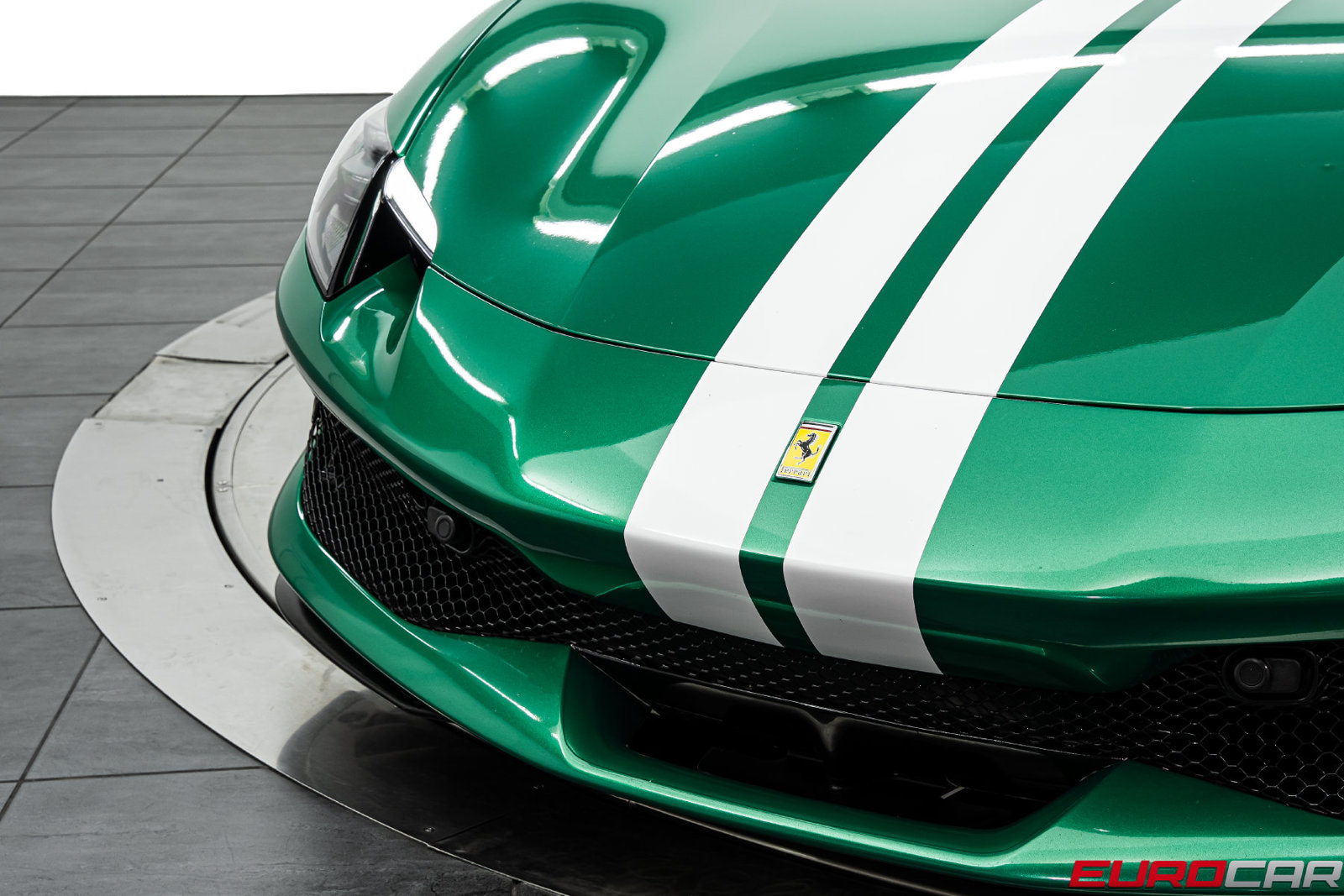 Used 2024 Ferrari 296 GTS RWD image 14