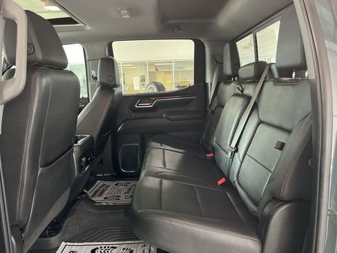 Used 2025 Chevrolet Silverado 1500 LT Trail Boss w/ Convenience Package II AWD/4WD image 14