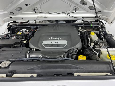 Used 2017 Jeep Wrangler Unlimited Sport w/ Quick Order Package 24S image 17